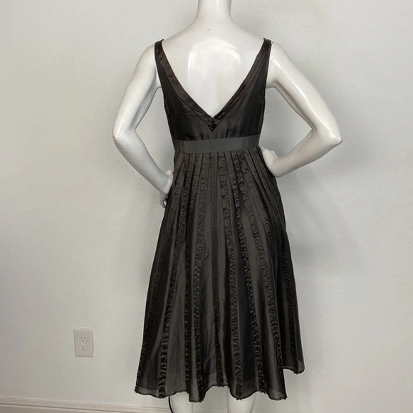 Zara Dark Pewter Deep V-Neck Silk Linen Blend Pleated Academia Midi Dress Size S - Picture 4 of 8